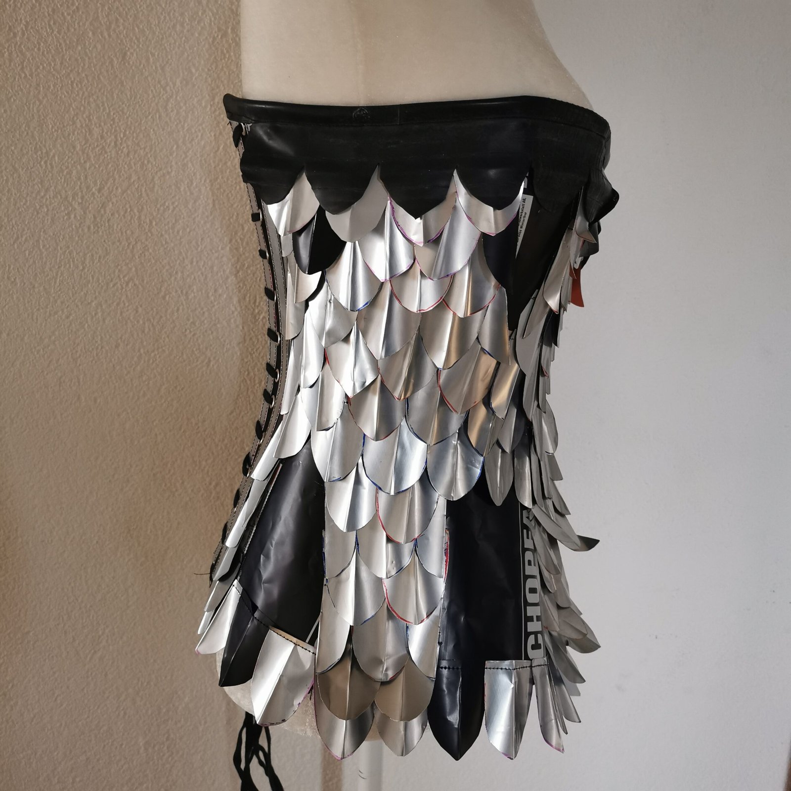 Aluminium corset right side